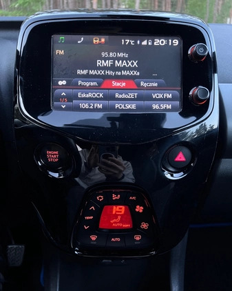 Toyota Aygo cena 36900 przebieg: 52000, rok produkcji 2015 z Warszawa małe 562